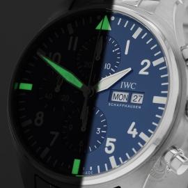 IW20642S IWC Le Petit Prince Pilots Chrono Close1